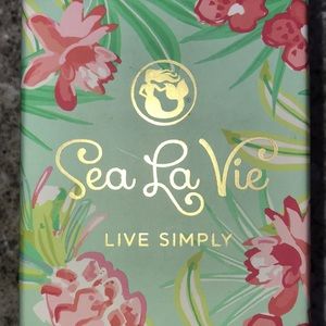 Sea La Vie necklace